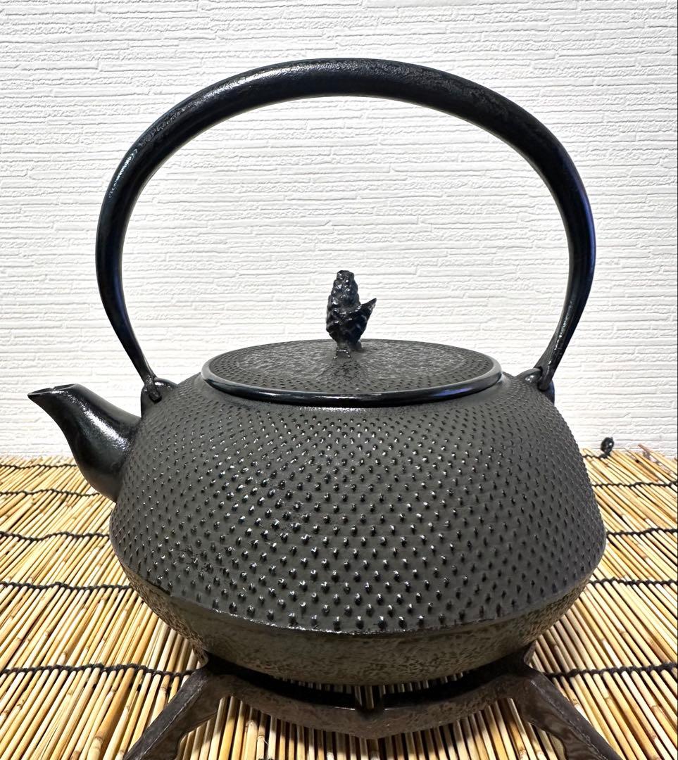 新品、未使用品、供箱、付属品付 南部岩鋳造 18型平アラレ emma様