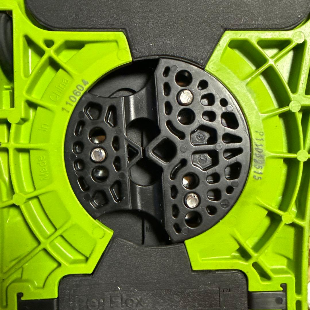 Cartel 3D スノーボードビンディング グリーン