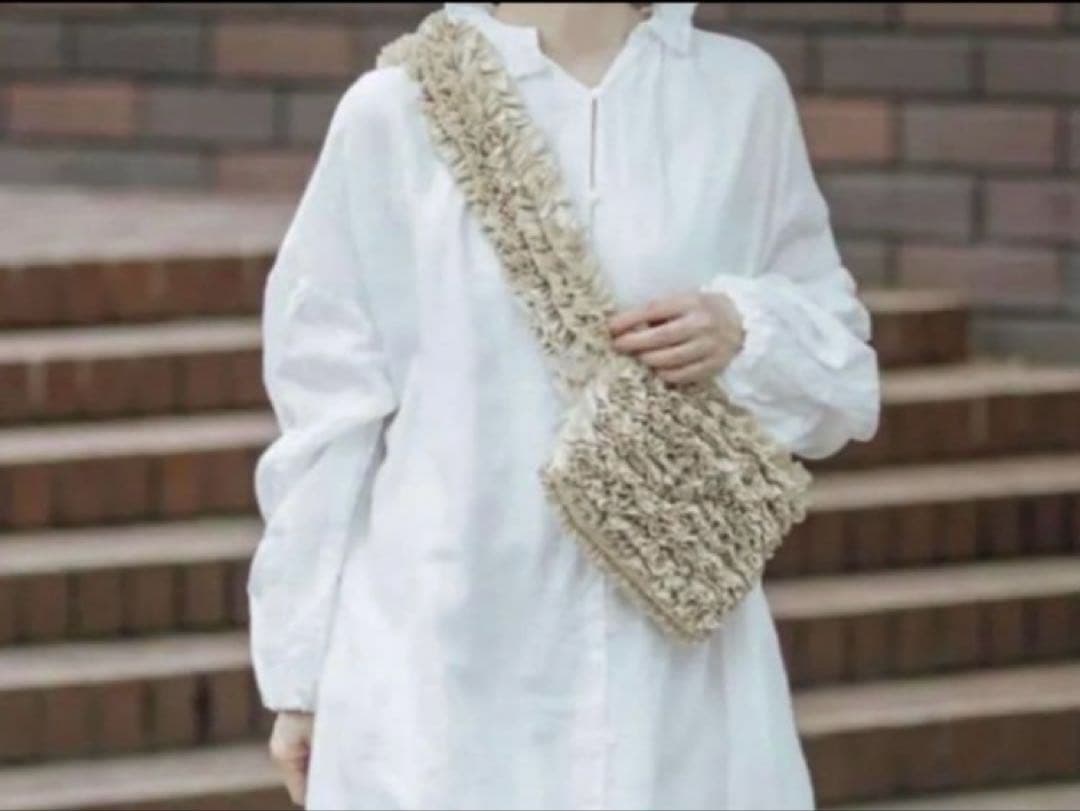 R&D.M.Co- FRILL BODY BAG フリルボディバッグ エクリュ