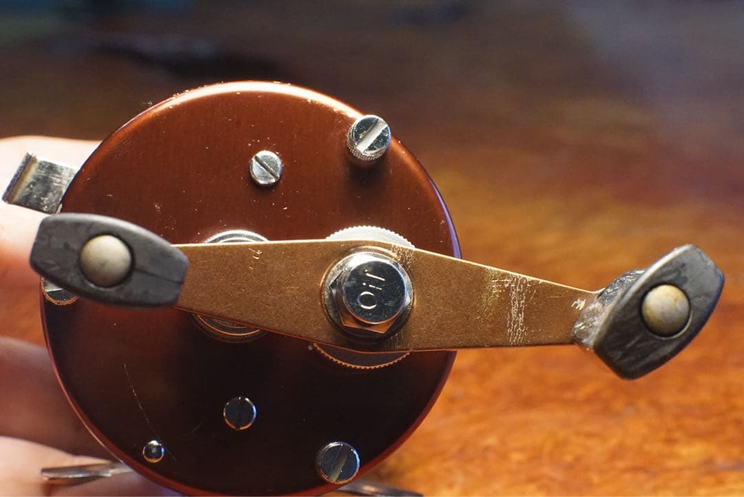 ABU アンバサダー 4000D メンテ済 フレーム修正済