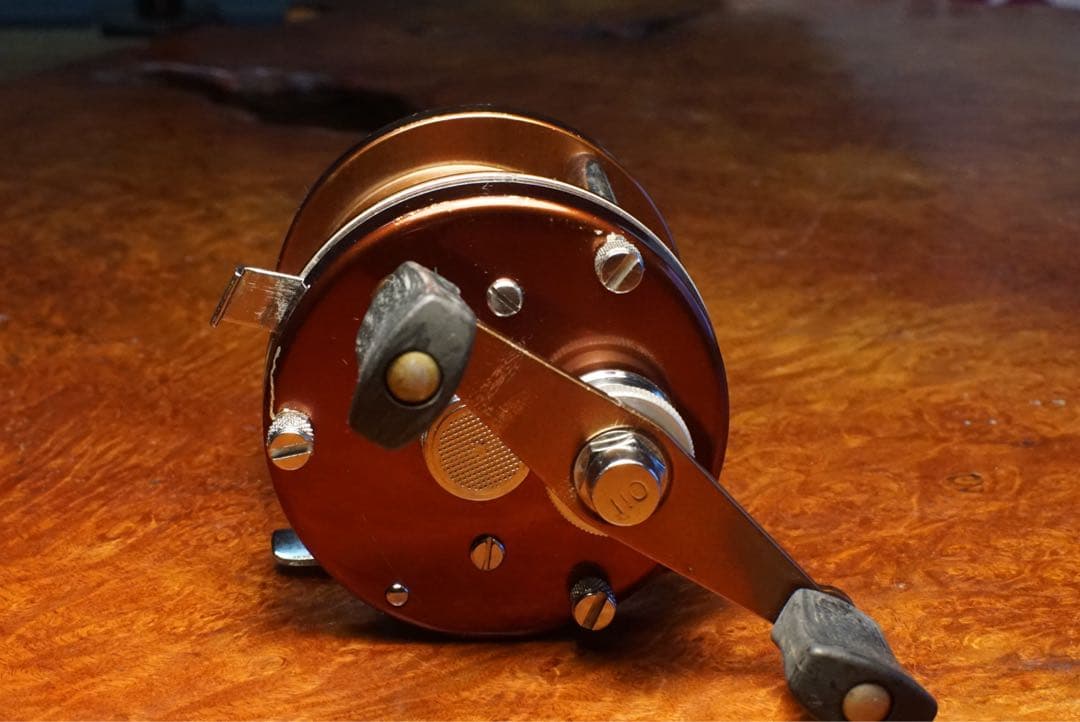 ABU アンバサダー 4000D メンテ済 フレーム修正済