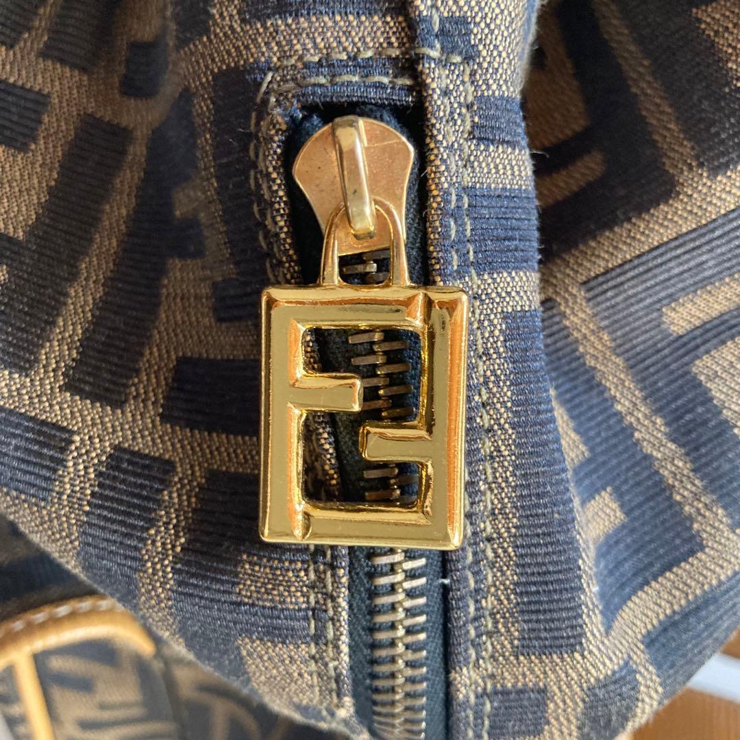 希少✨美品　FENDIフェンディ リュック バッグ バッグパック　ズッカ柄
