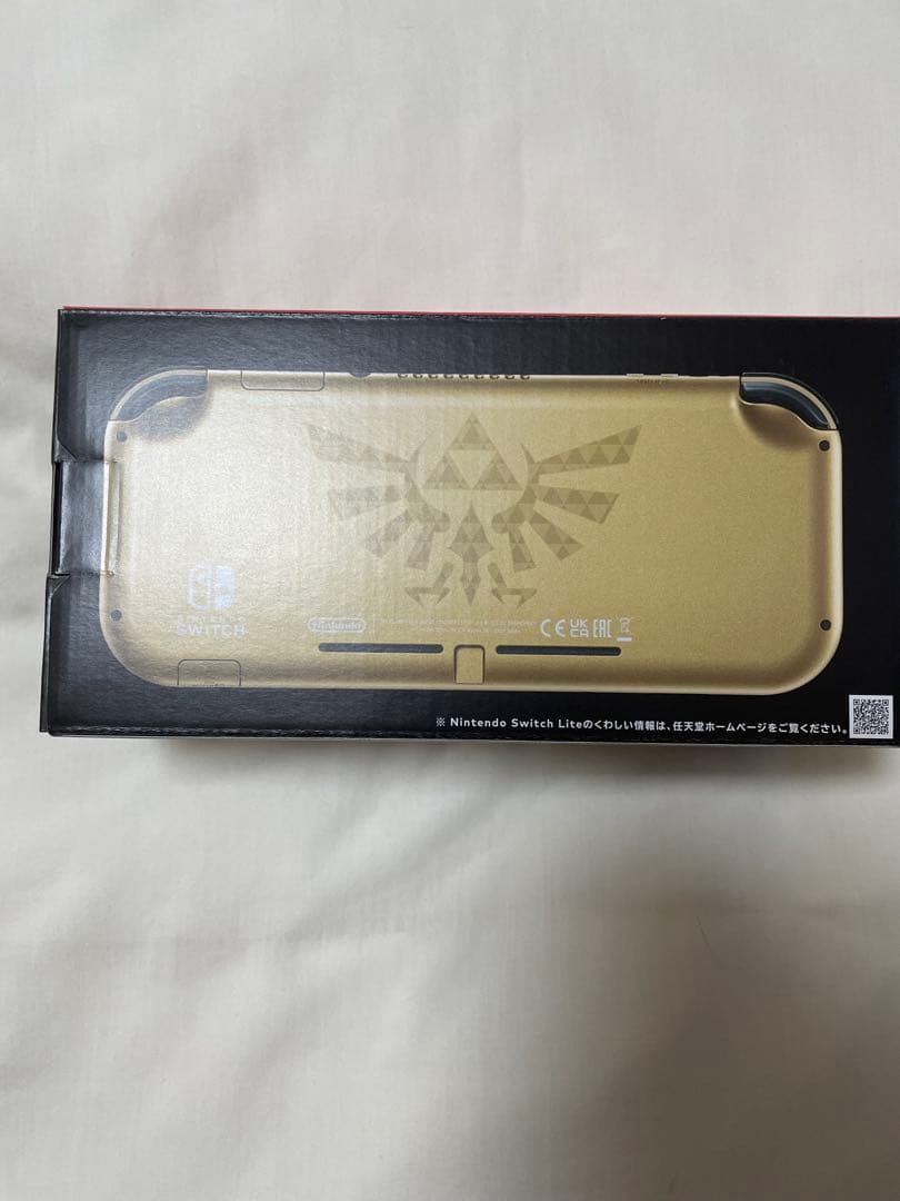 Nintendo Switch Lite Hyrule Edition ゴールド