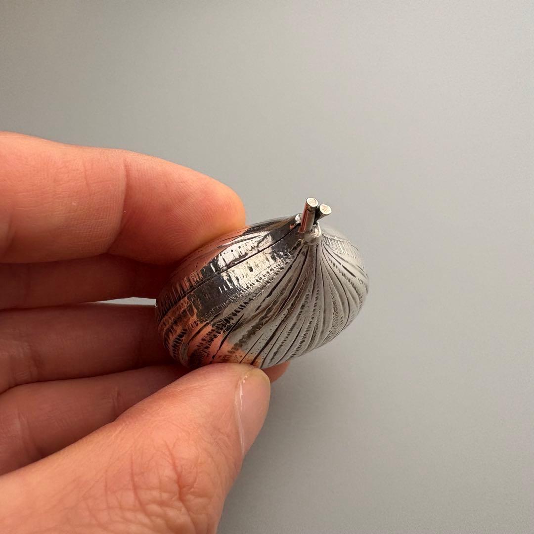 イタリア800純銀 毛栗の形をした小箱 シルバー製栗型小物入れ