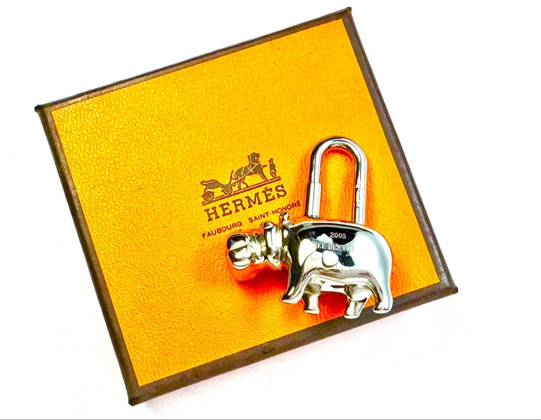 初売り再値下げ！エルメス】ヒッポポタマスカデナかばキーホルダー