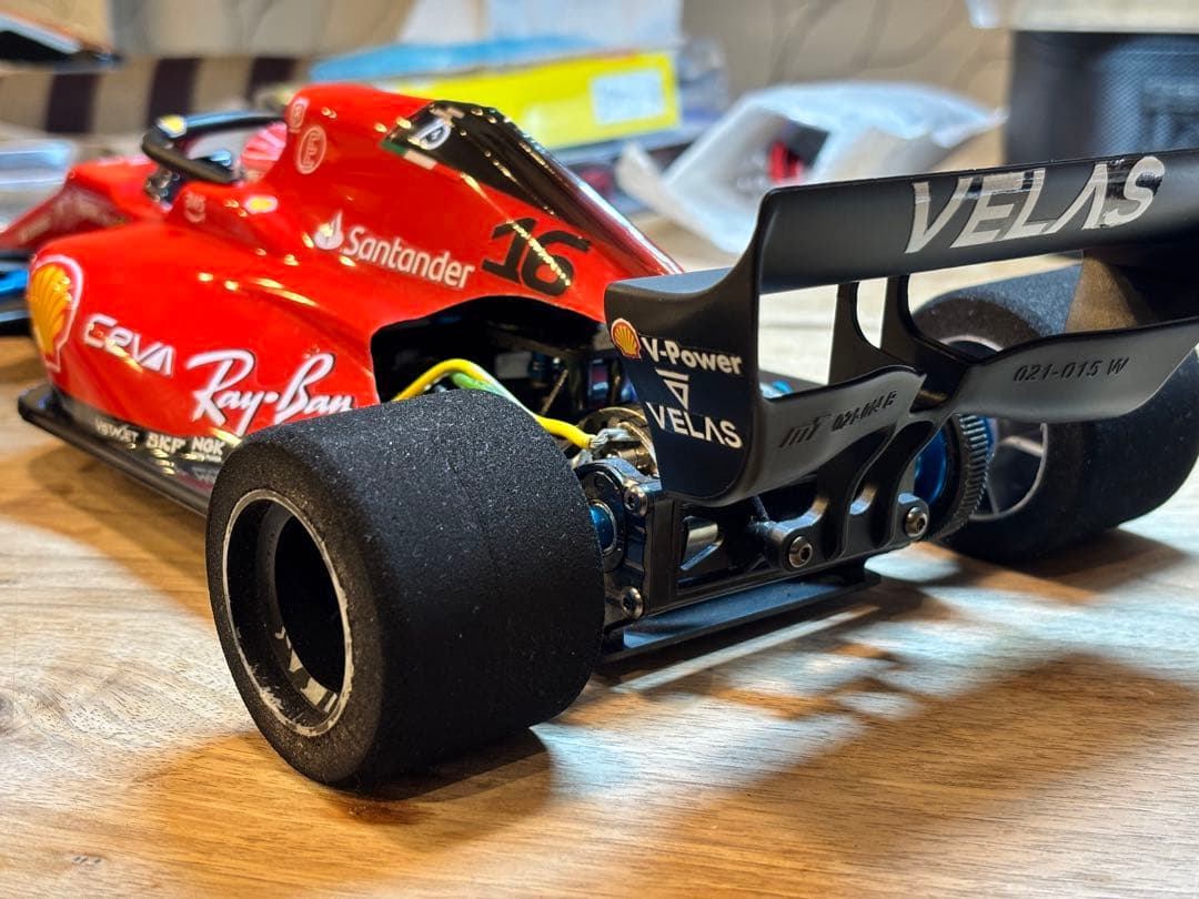 新品！】1/10 F1 F104ボディ フェラーリ ルクレールモデル - メルカリ