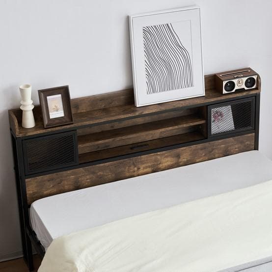 人気販売中！北欧風コンセント付きベッドフレーム　木製　ダブル（DOUBLE）