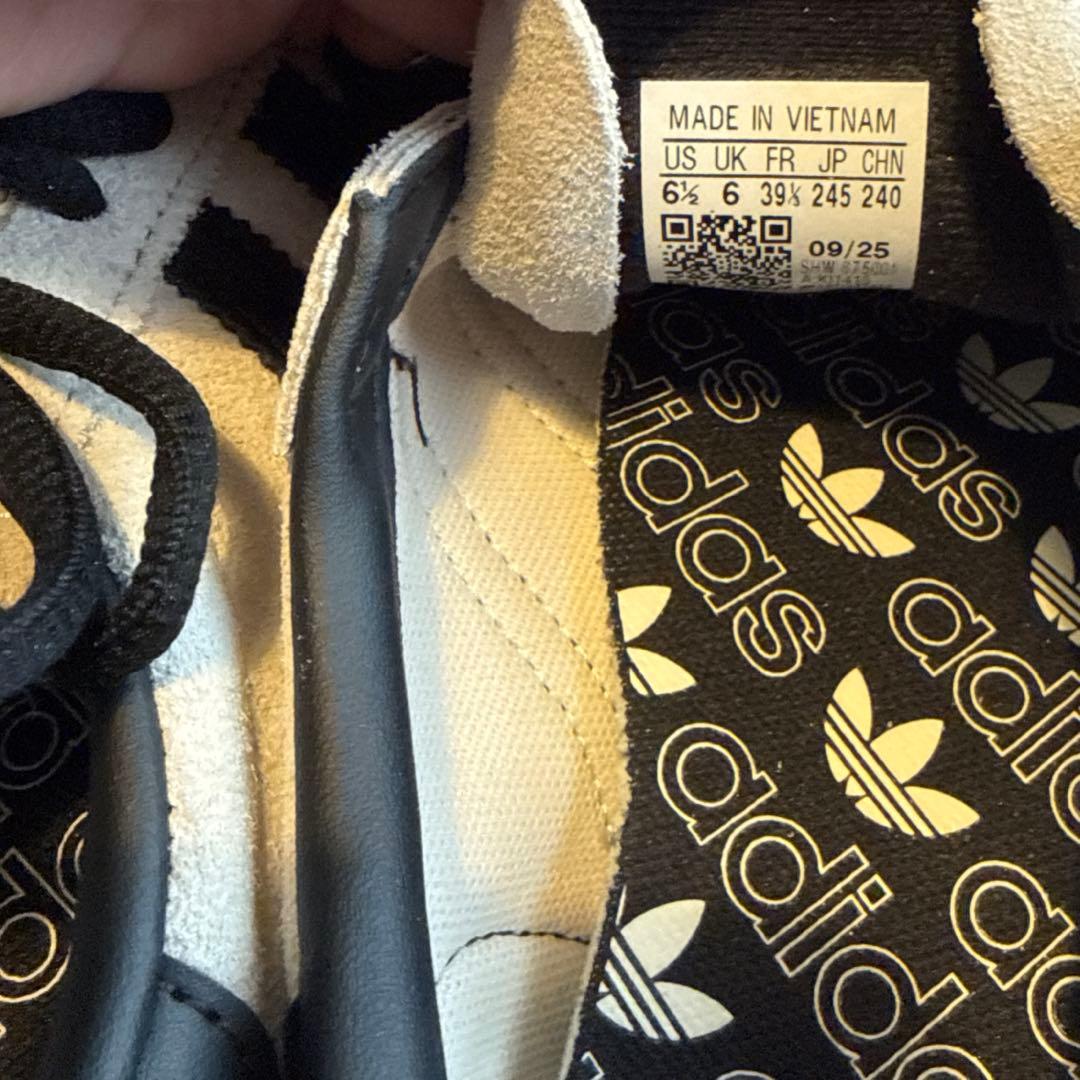 ADIDASアディダスHANDBALL SPEZIALハンドボールスペツィアル