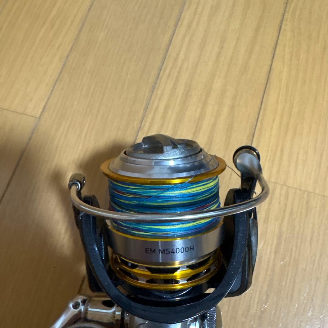 <未使用品> ダイワ(Daiwa) スピニングリール EM MS 4000H