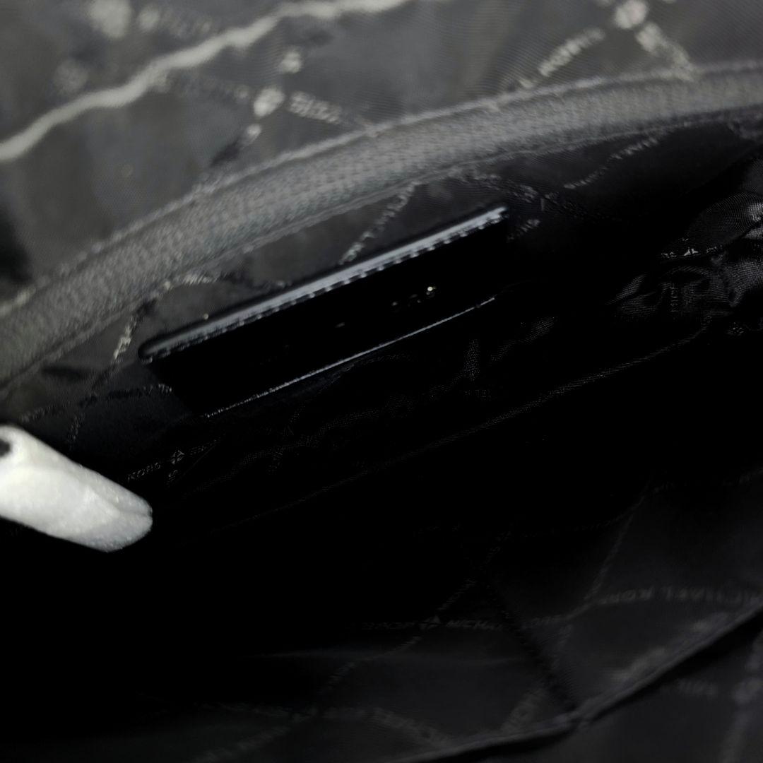 極美品 マイケルコース MKシグネチャー クーパー ユーティリティ クロスボディ