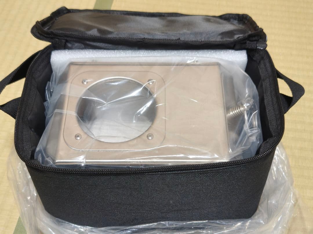 ミニ薪ストーブ ガラス窓、煙突付き 屋外暖炉焚き火台 ソロキャンプ プチBBQ