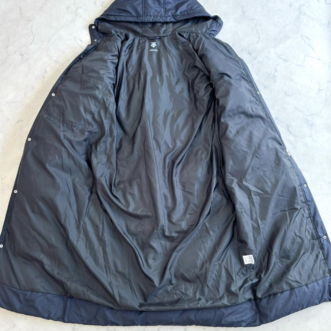 美品デサント スーパーロングダウンコート 袖ロゴ ベンチコート 濃紺 L tt4