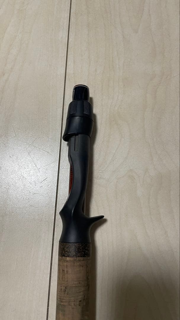 【釣具・アウトドアetc】ツララ)エルホリゾンテ80