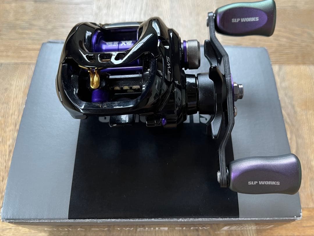 SLP WORKS SVスプール ベイトリール 黒紫