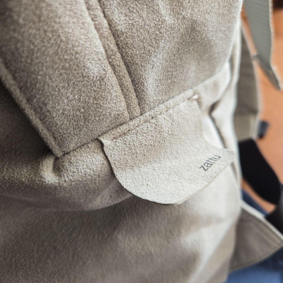 zattu/ マイクロファイバー スエードデイパック 　グレー