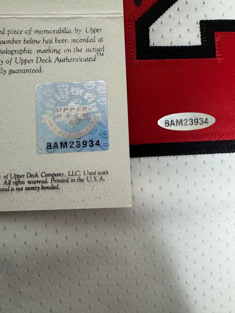 o*w様 【激レア】UPPER DECK マイケルジョーダン　直筆サイン入りユニ