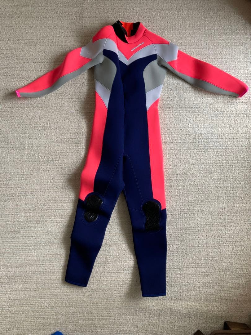 レディースウエットスーツ