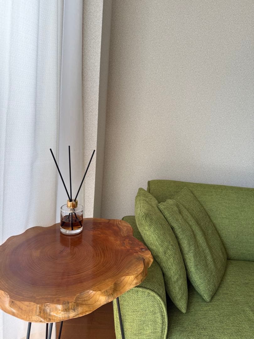 ナチュラルウッド 丸型サイドテーブル-コーヒーテーブル　(一枚板)