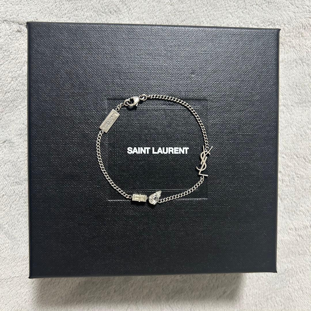 SAINTLAURENTカサンドラチャームブレスレット(メタル＆ラインストーン)