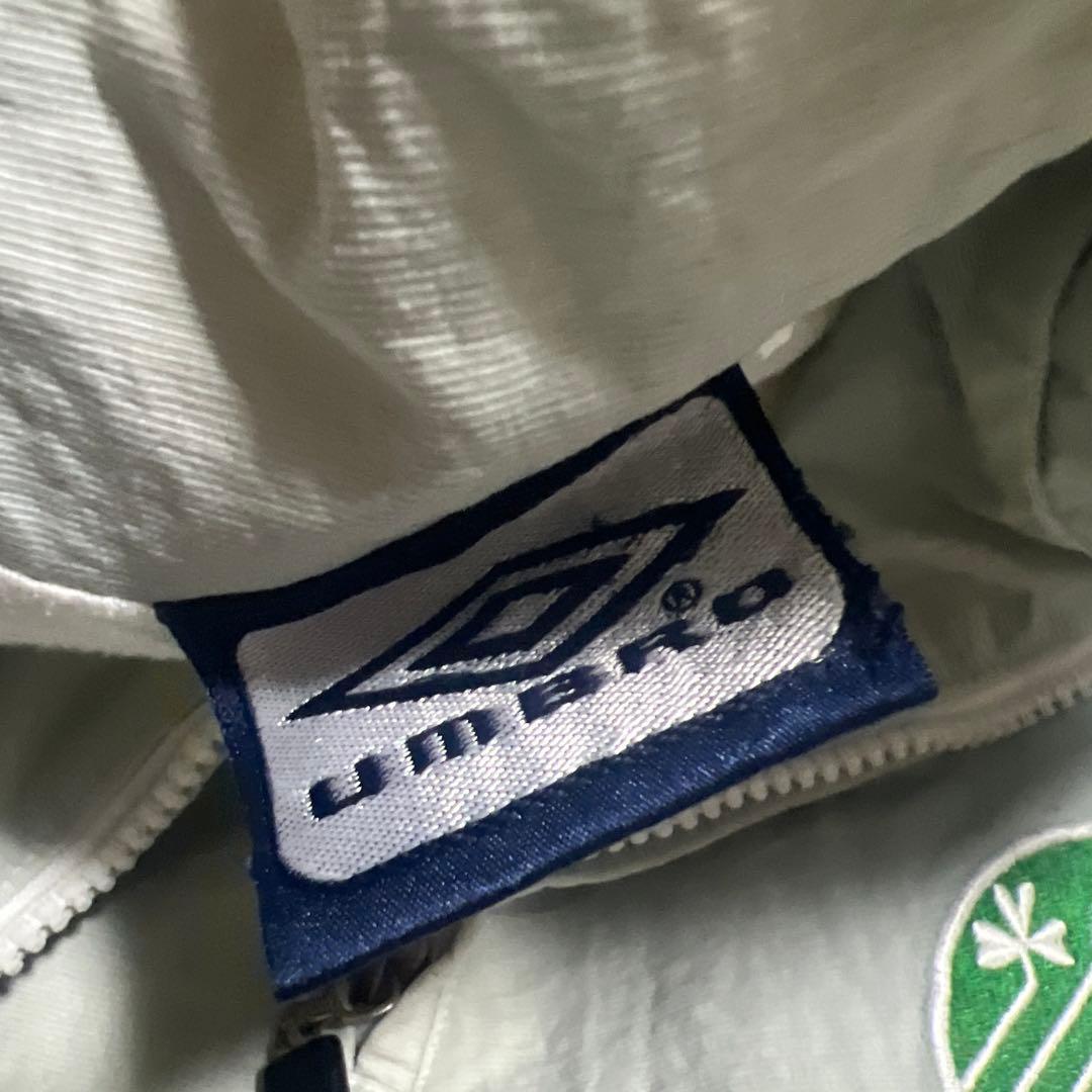 UMBRO アイルランド代表 ジャケット M程度 短丈