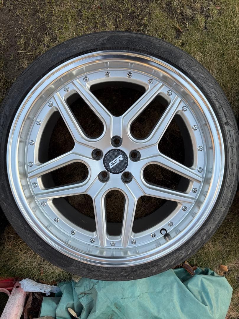 ESR CS15 USホイール 8.5j+30通し