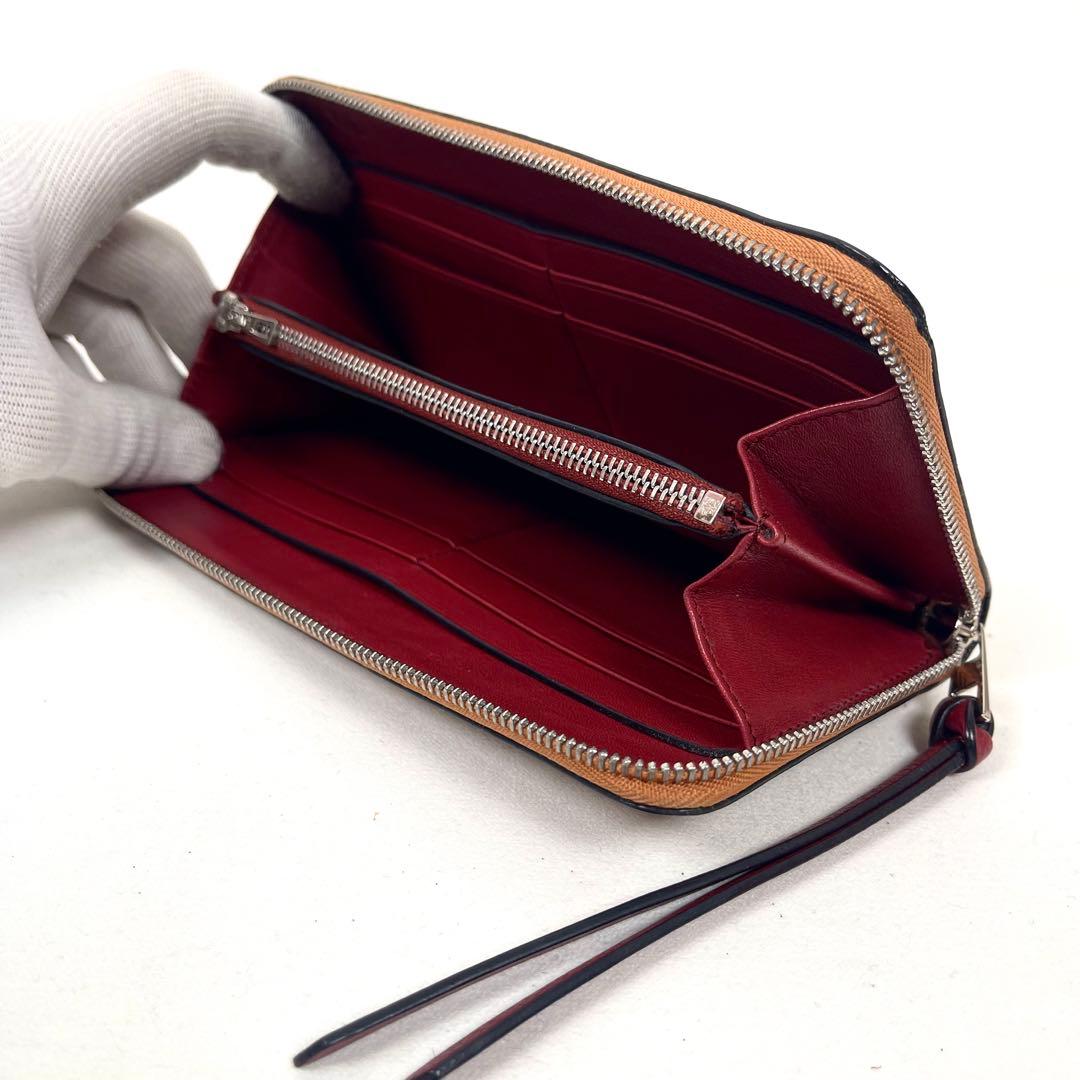 ロエベ　長財布　アナグラム　ラウンドファスナー　レザー　エンボスロゴ　極美品