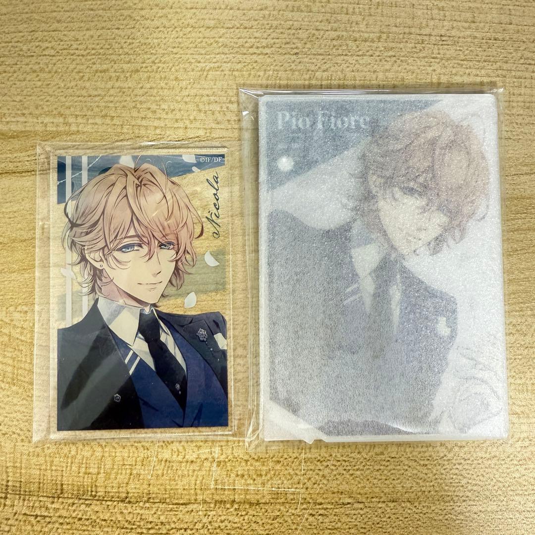 オペラ ① デビデコラ キラキラ缶バッジ 魔入りました！入間くん 引きver