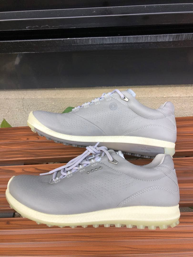 247番 新品未使用ECCOゴルフシューズ グレー36 23.0cmスパイクレス