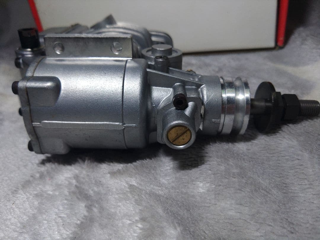 山田産業　FZ110　ラジコンエンジン