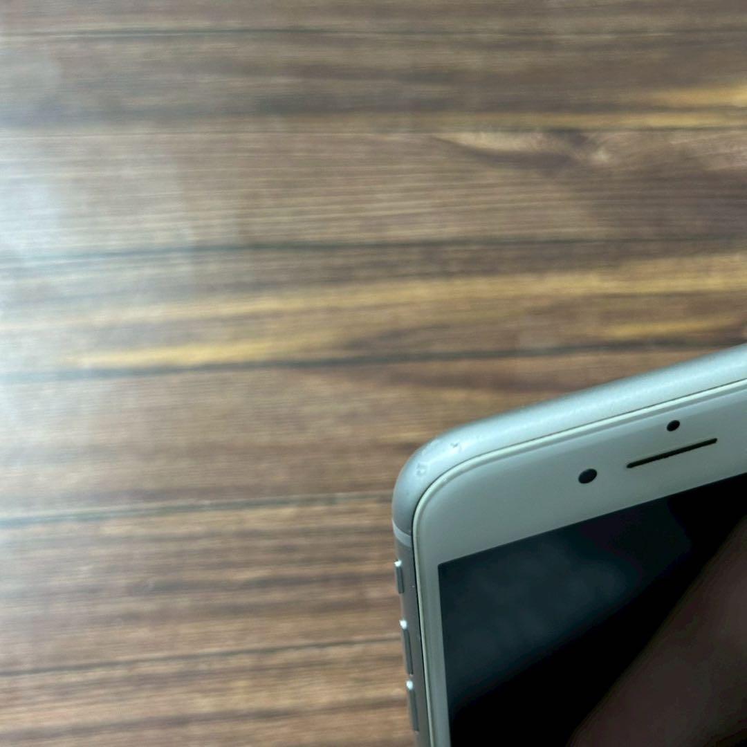 Apple iPhone 8 64GB シルバー