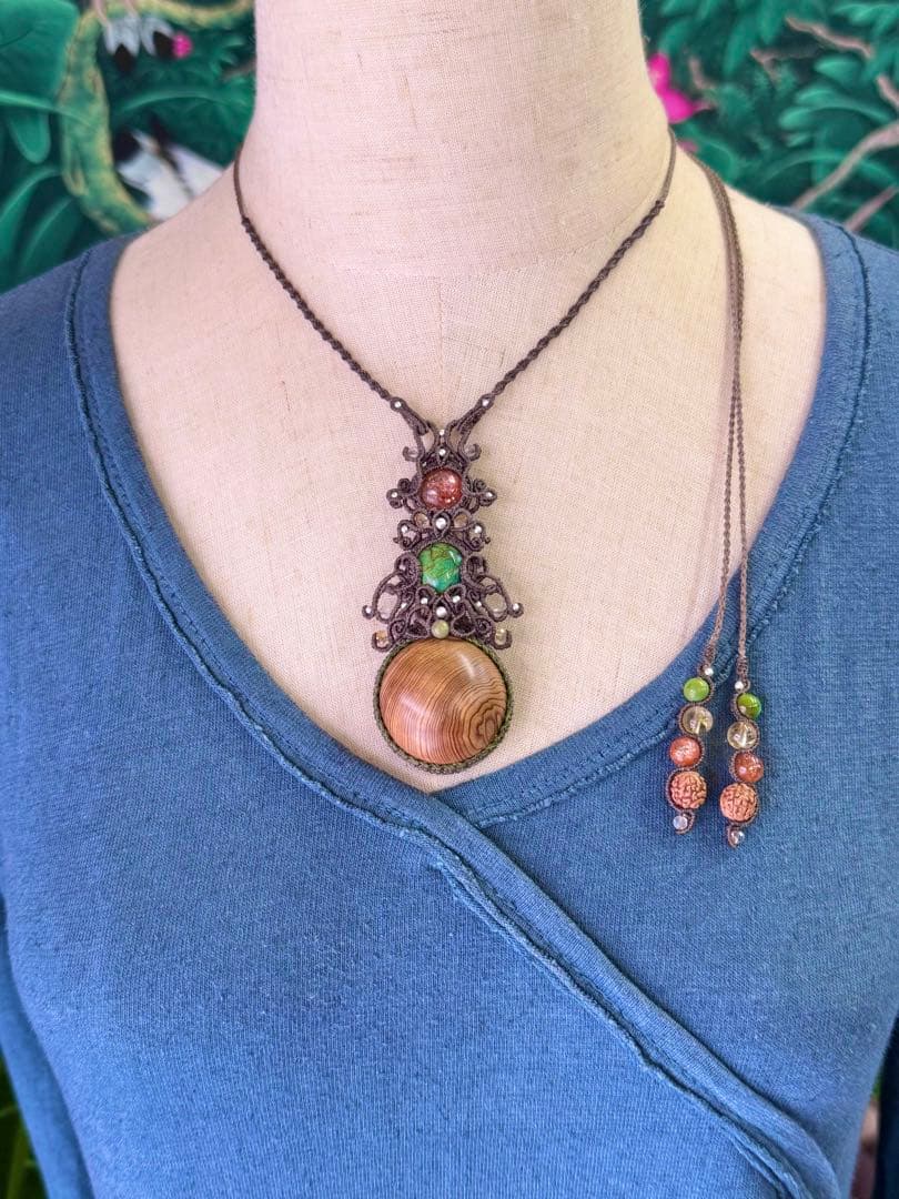 専用♡まん丸◯屋久杉＆チベタンターコイズ＆サンストーンのマクラメ