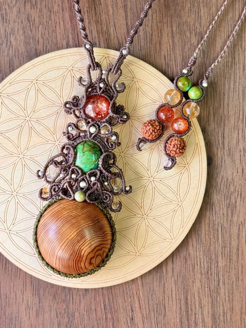 専用♡まん丸◯屋久杉＆チベタンターコイズ＆サンストーンのマクラメ