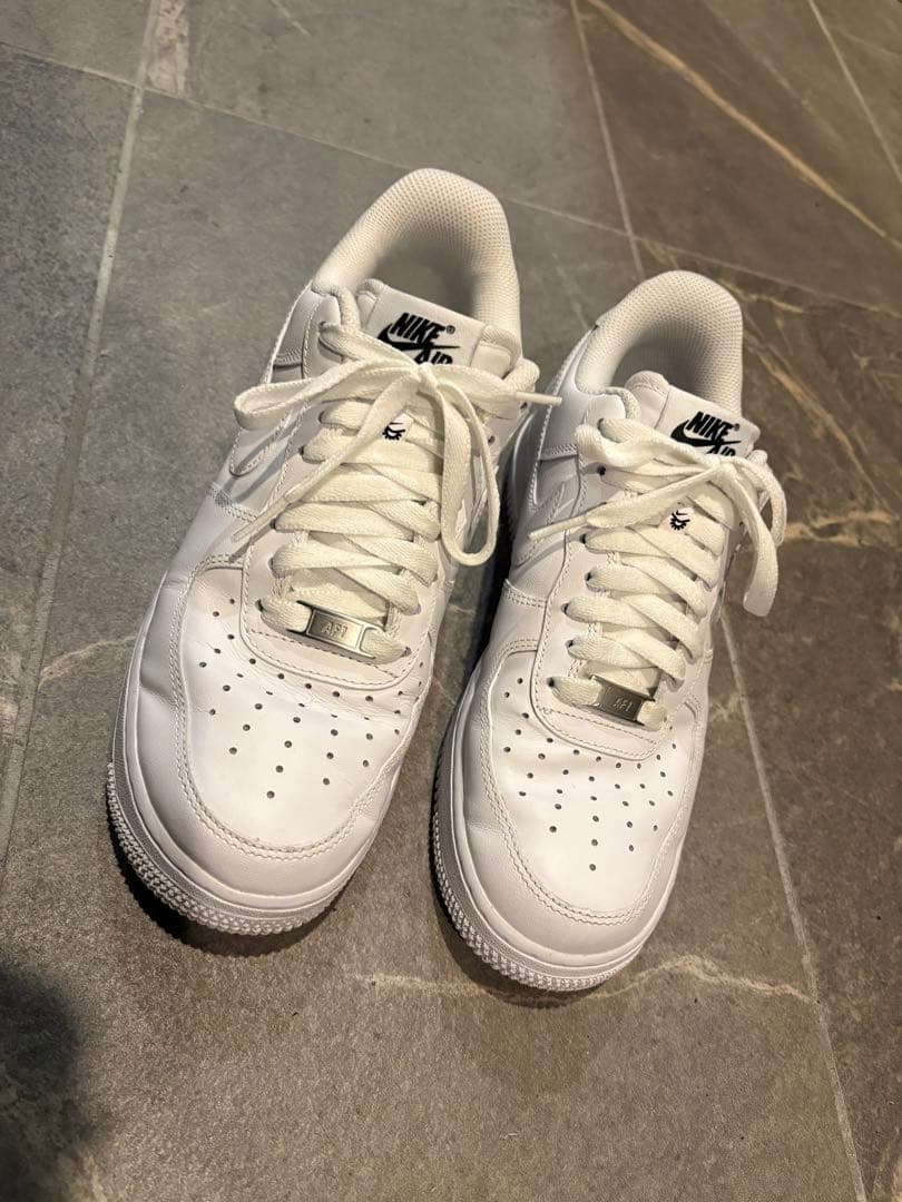 ナイキ エア フォース 1 '07 イージーオン