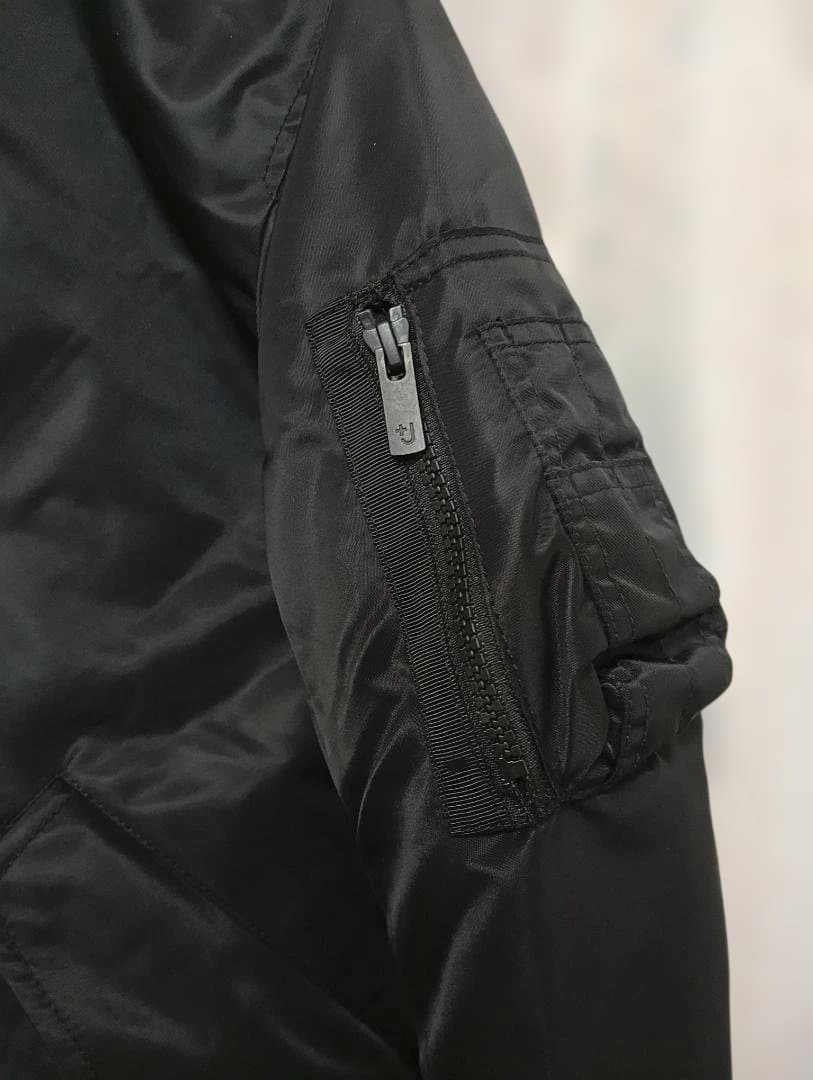 UNIQLO +J ハイブリッドダウンオーバーサイズMA－1 2026年モデル