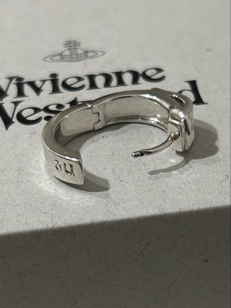 【土日限定値下中‼️】Vivienne Westwood シルバーピアス