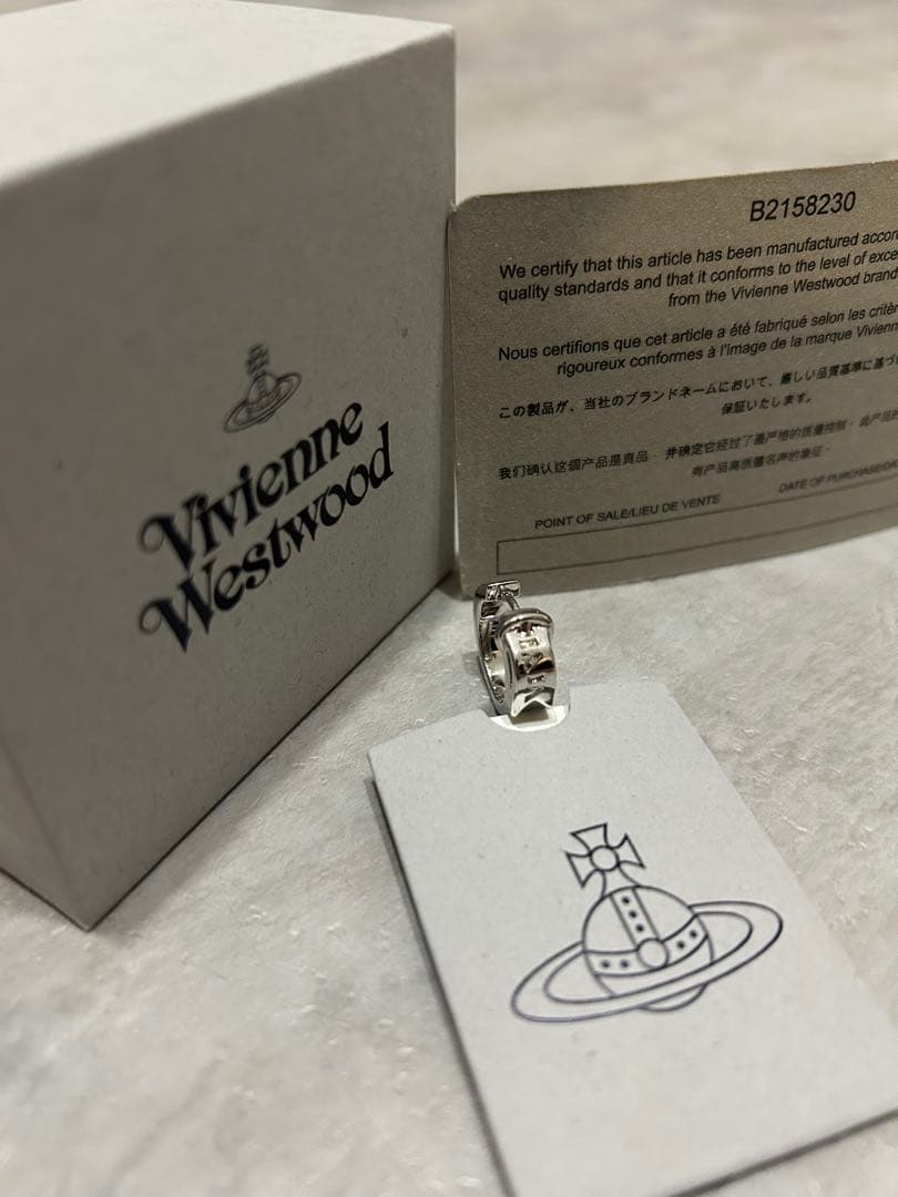【土日限定値下中‼️】Vivienne Westwood シルバーピアス