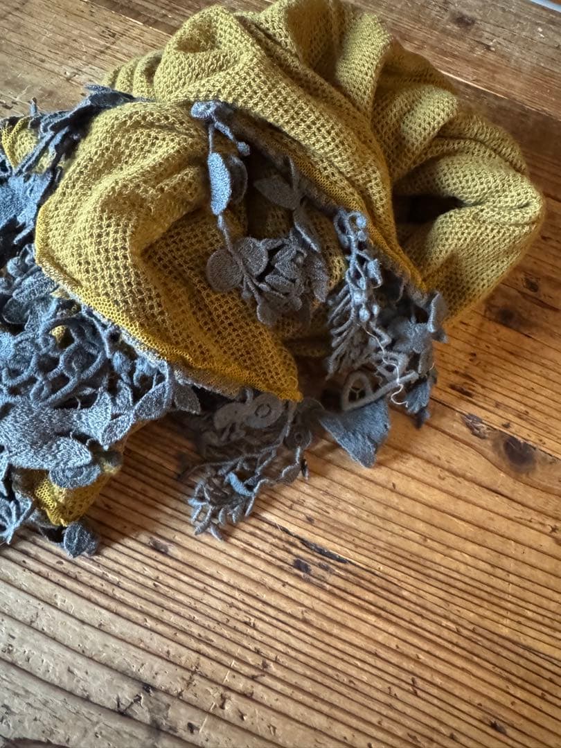 ミナペルホネン　フォレストパレードカシミヤストール