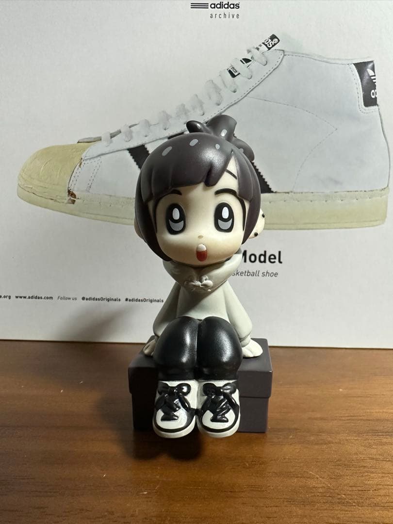 Sit Gal KICKちゃん シャドウ・ツーカラー