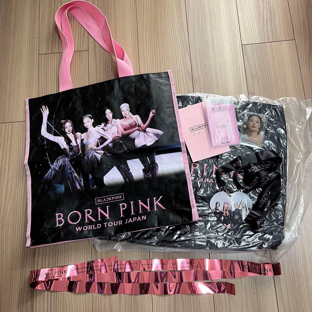 BLACKPINK プレミアムシート 特典グッズ - メルカリ