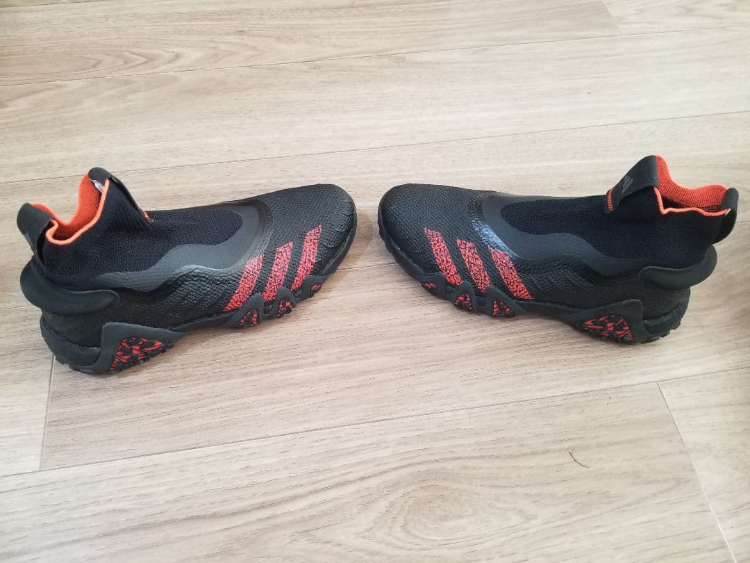 アディダス　ゴルフ　シューズ