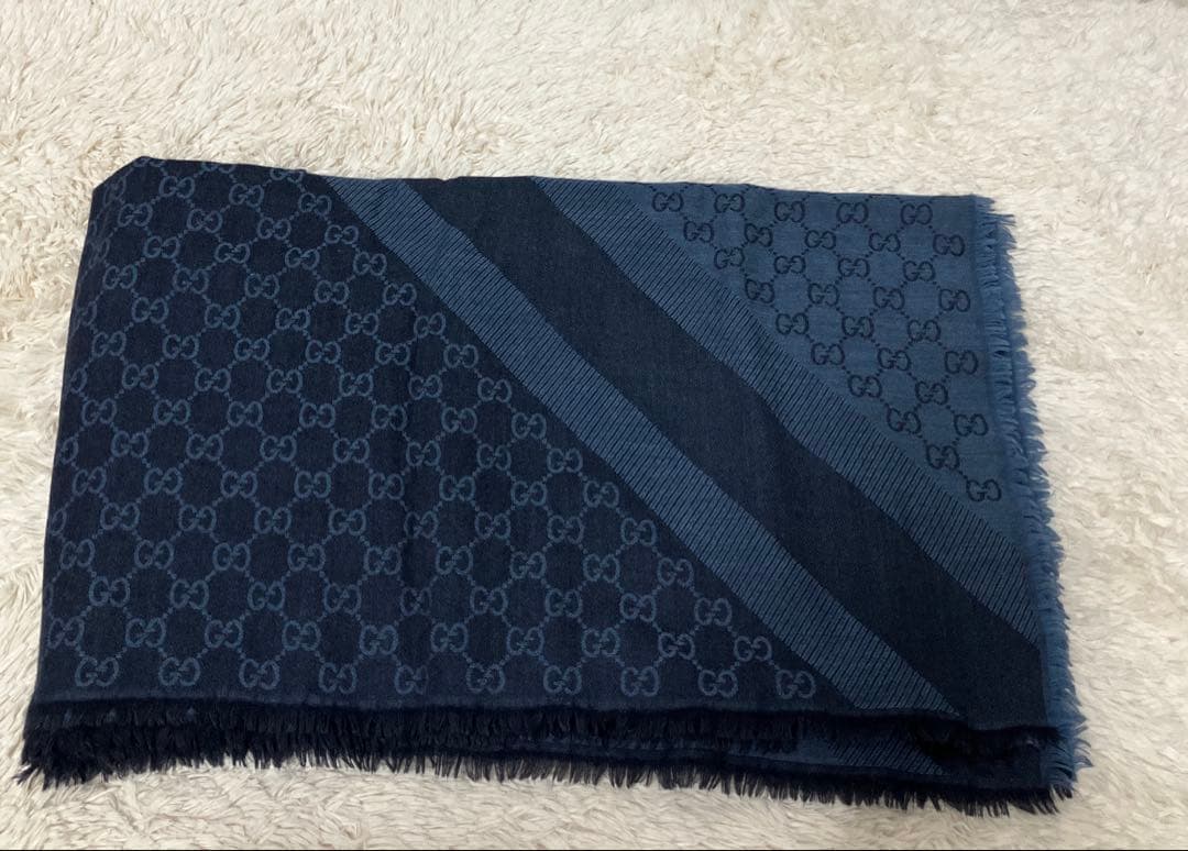 【美品】GUCCI マフラー GGロゴ