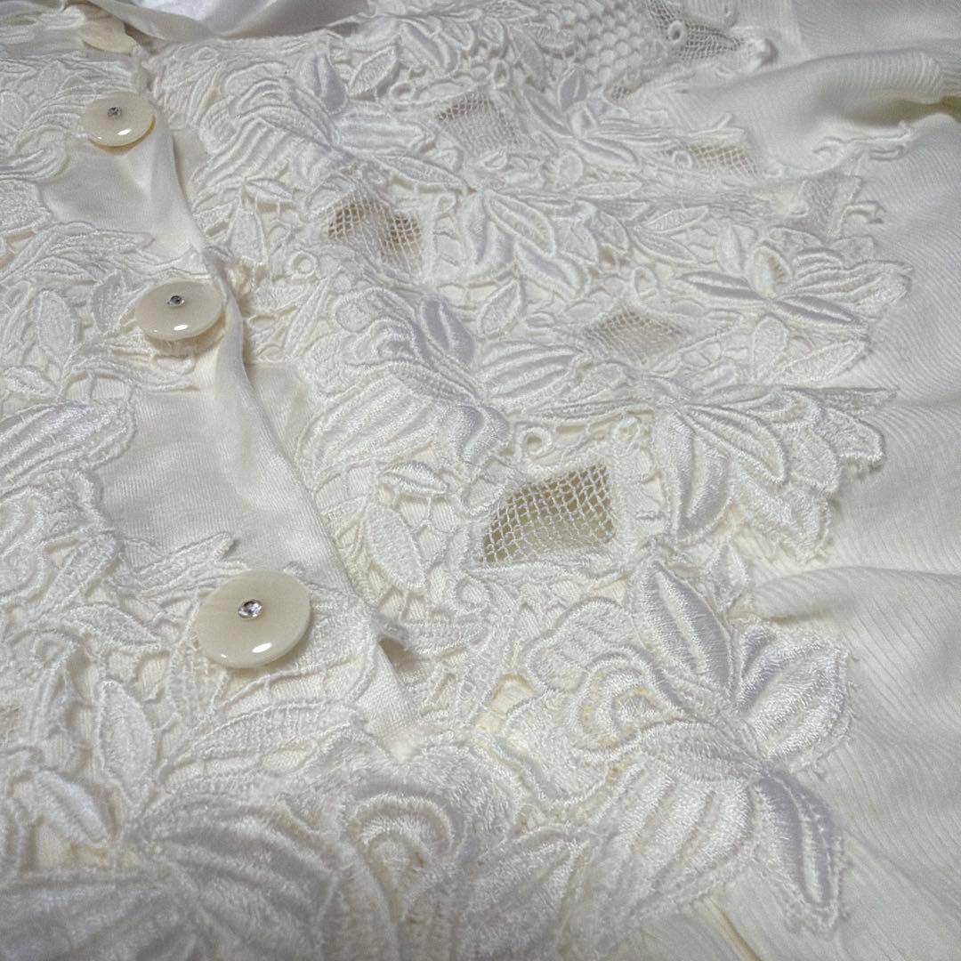 さえら　ヒスクローネ　綿100%レース100%パジャマ