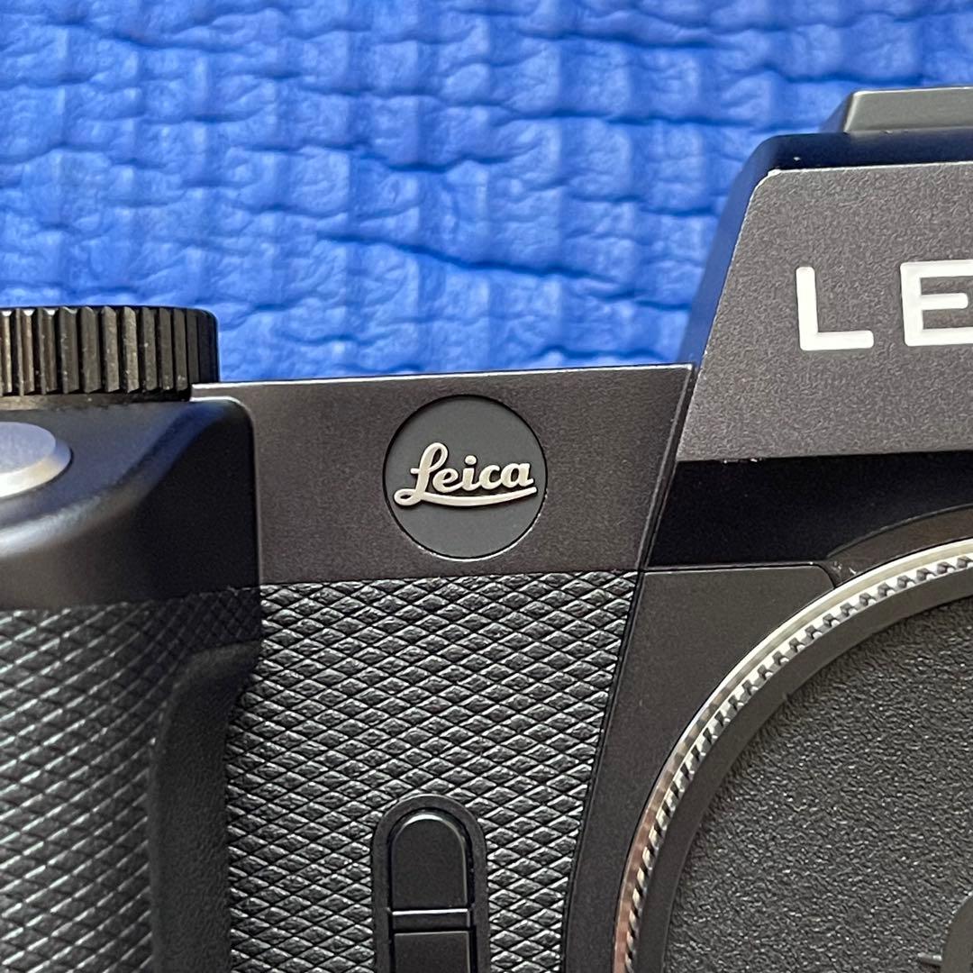 Leica ライカ ロゴマーク 黒ブラック SL-SL2-SL3 M240用 - メルカリ