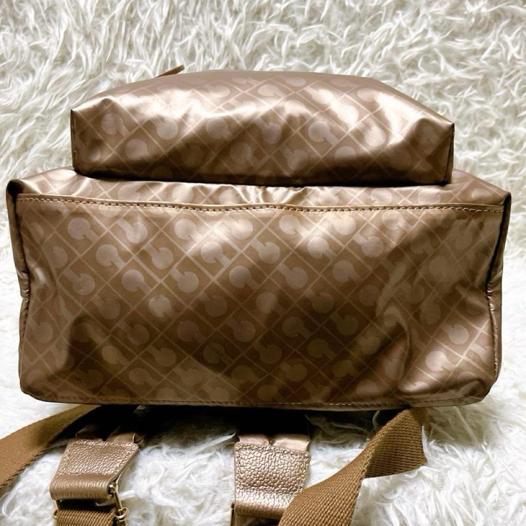 ゲラルディーニ バックパック ソフティ ナイロン 総柄 モノグラム ブロンズ