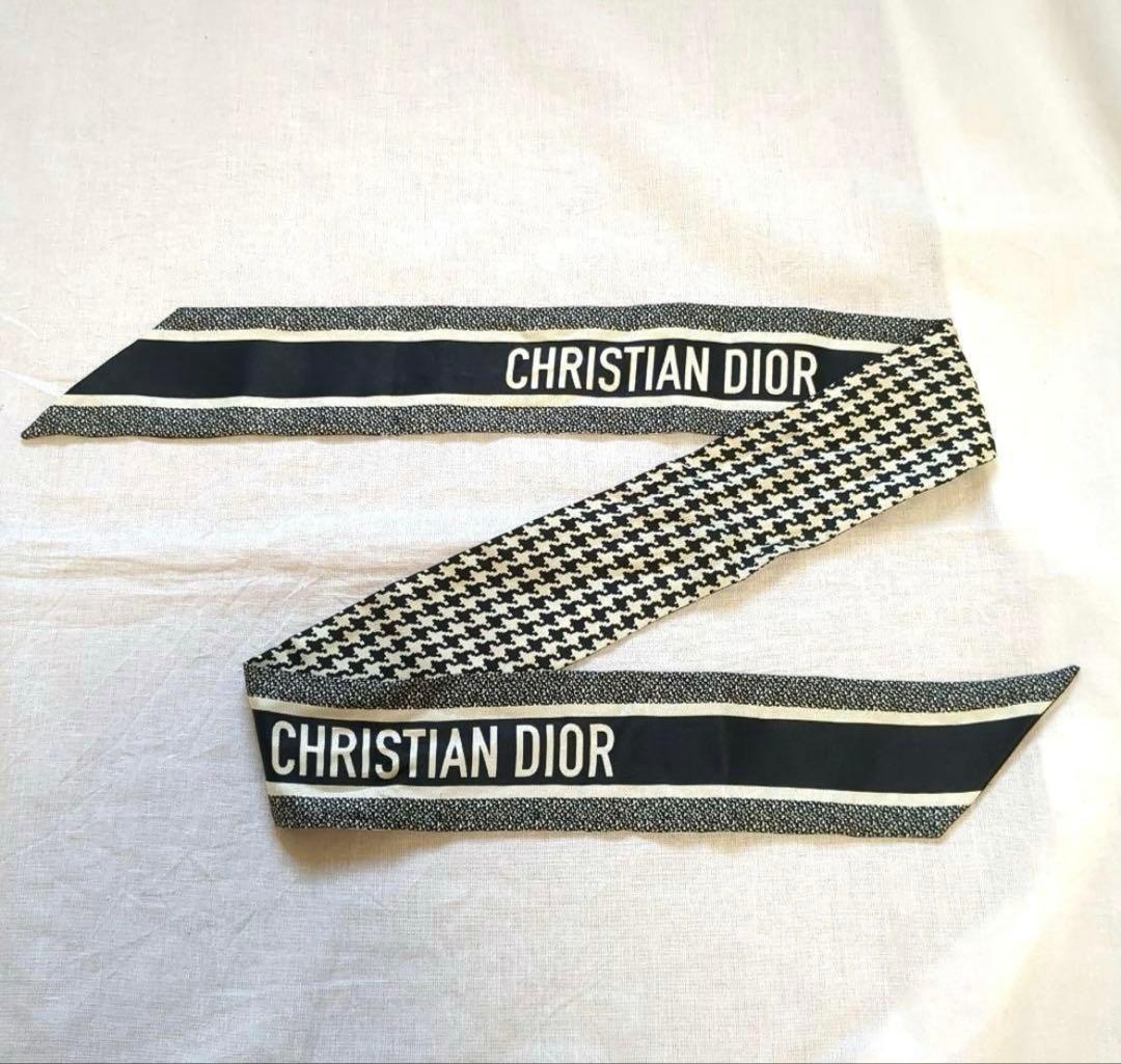 クリスチャンディオール 30 Montaigne ミッツァ スカーフ 千鳥柄