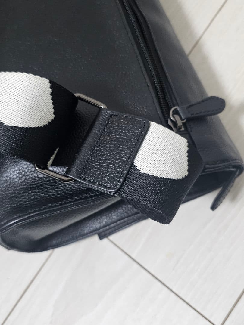 イアパピヨネ ear PAPILLONNER ショルダー ボディバッグ