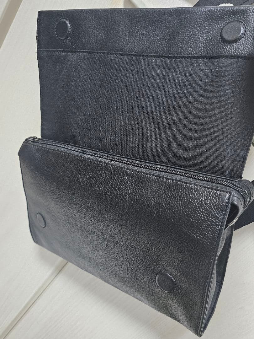 イアパピヨネ ear PAPILLONNER ショルダー ボディバッグ