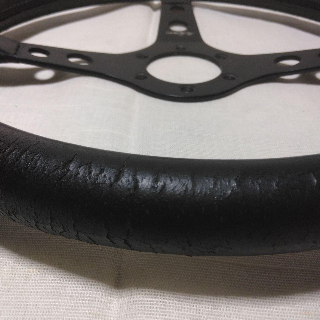 超希少　イタリー製MOMOのステアリング クレイ・レガツォーニモデル