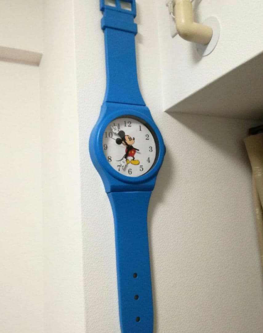 トイストーリー アンディ部屋の壁掛け時計 - メルカリ