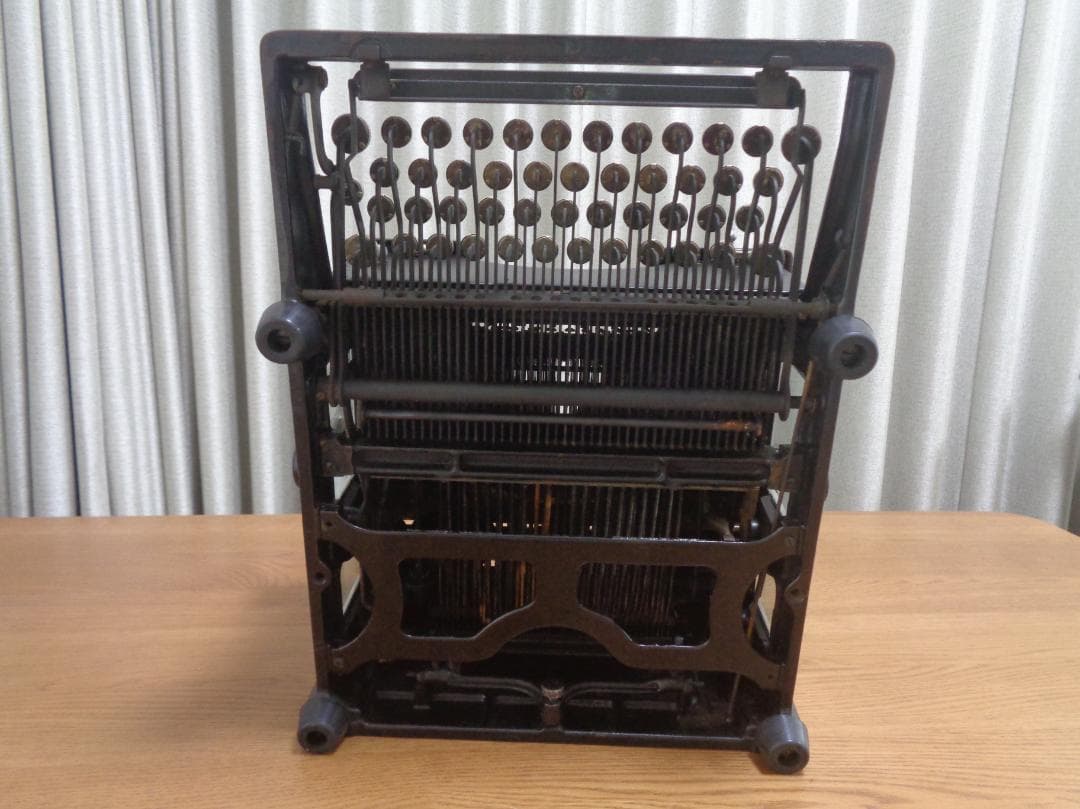 専用　実働品　10 ロイヤルタイプライター　ミザリー、バイオハザー ド